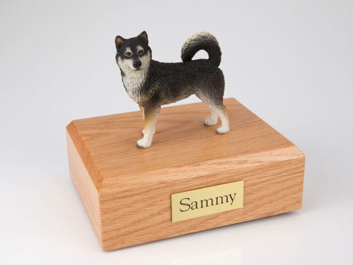 Alaskan Malamute figurine cremation urn w/wood box,