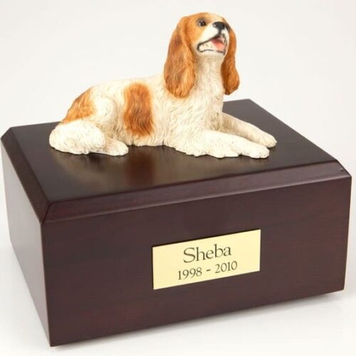 Brown King Charles Spaniel figurine cremation urn w/wood box