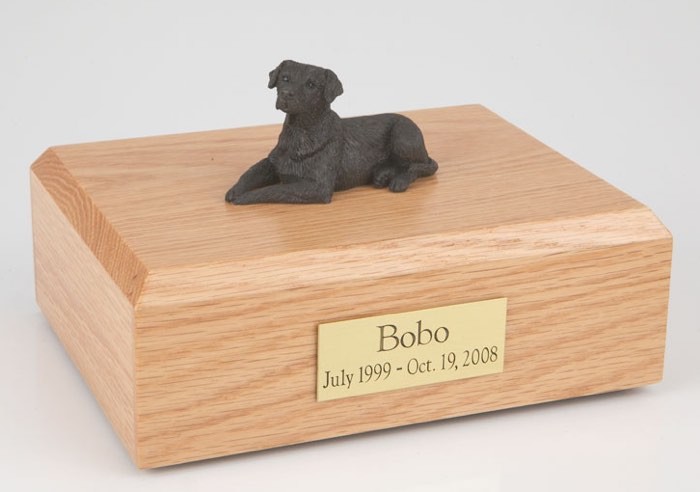 Chocolate Lab figurine cremation urn w/wood box