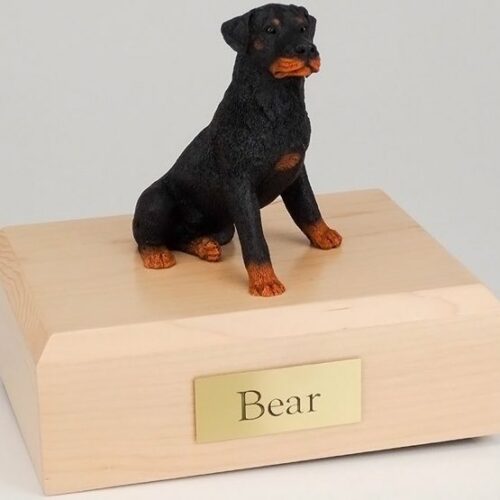 Rottweiler figurine cremation urn w/wood box