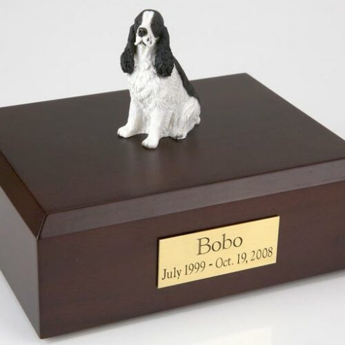 Springer Spaniel figurine cremation urn w/wood box