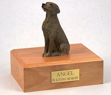 Weimaraner figurine cremation urn w/wood box