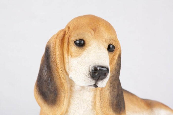 Basset Hound pet dog cremation urn figurine, face