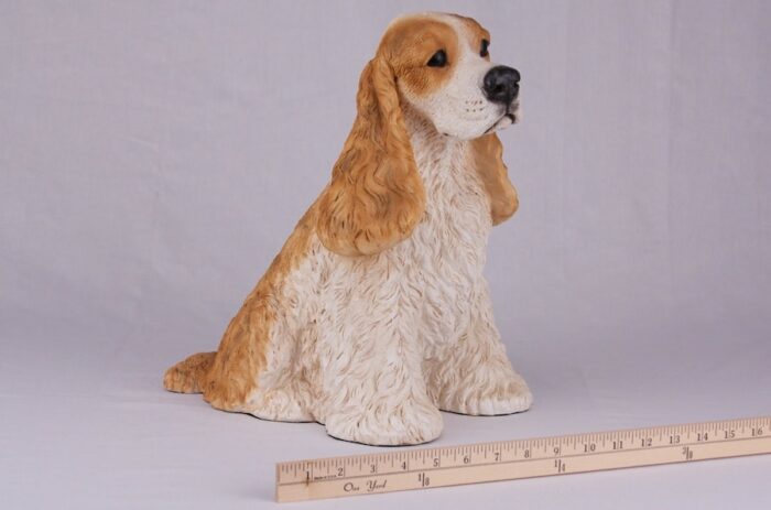 Cocker Spaniel pet dog cremation urn figurine, with ruler