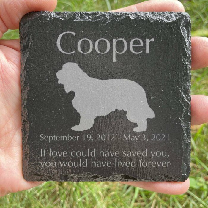 Engraved silhouette memorial slate plaque, grass, English Cocker Spaniel 1