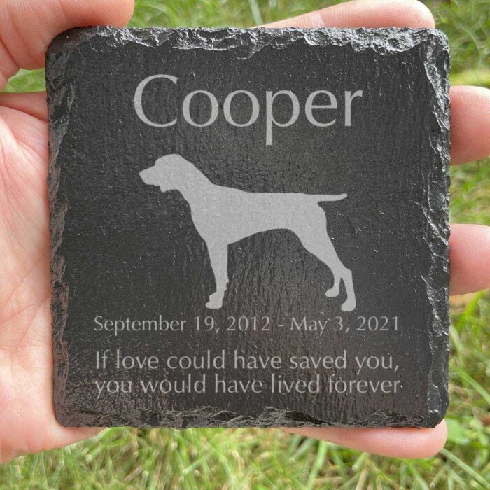 Engraved silhouette memorial slate plaque, grass, German Shorthaired Pointer 1