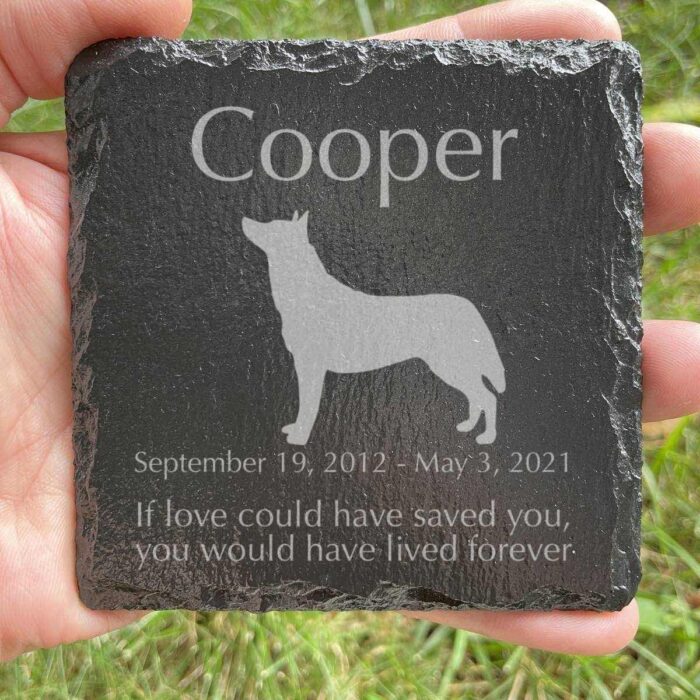 Engraved silhouette memorial slate plaque, grass, Siberian Husky 1