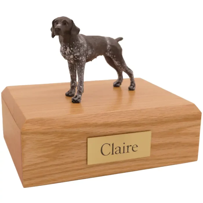 Memorial pet cremation urn with female german shorthair pointer dog figurine